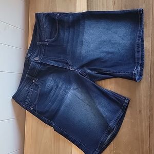 1822 Denim Women's Blue Shorts